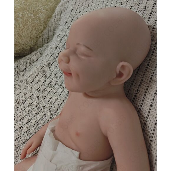 3.1kg Full Body Silicone Sleeping Girl 45CM Reborn Baby Dolls W/Drink-Wet System - Picture 7 of 16